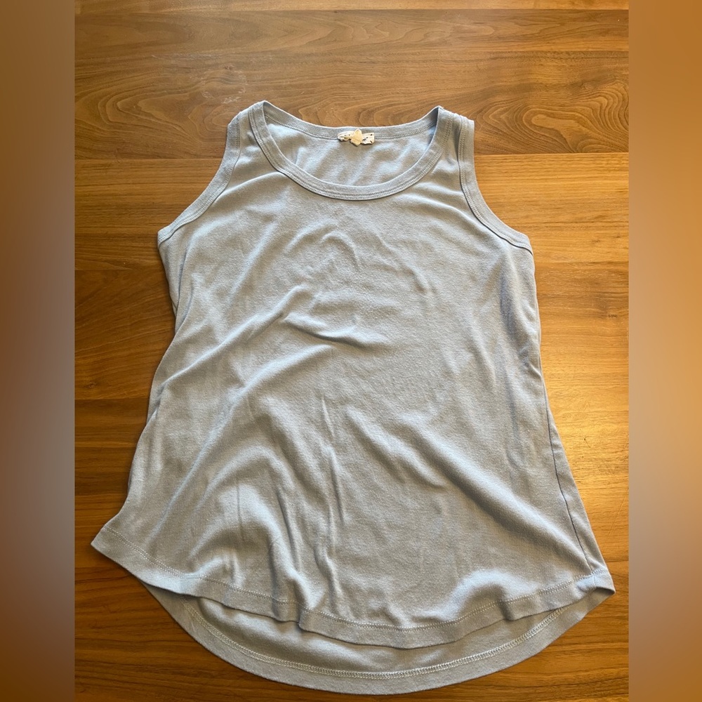 Women’s Scoop Neck Tank - Picture 4 of 5